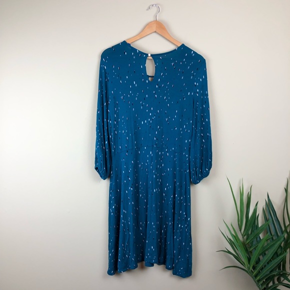 Geometric Teal Print Jersey Dress - Picture 2 of 4